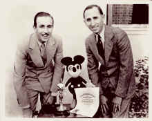 walt779.jpg (144856 bytes)